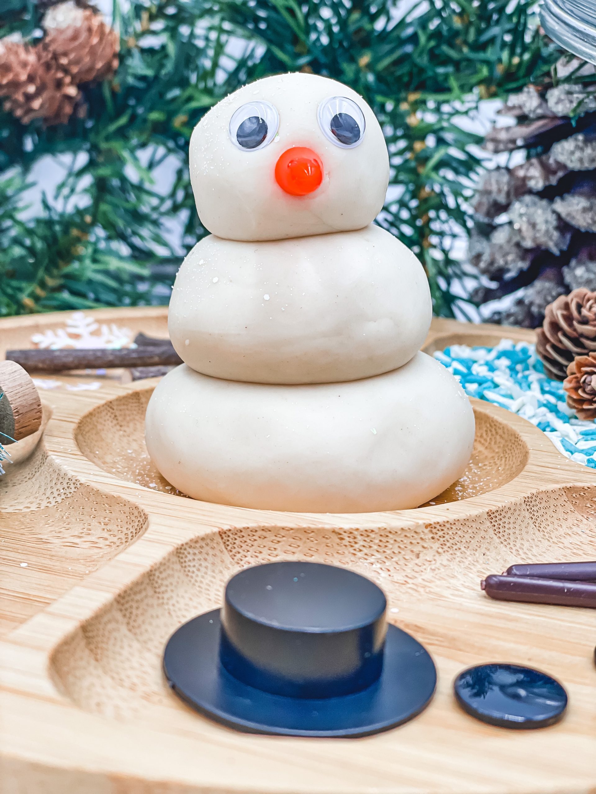 Snowman Snow Globe - Image 4