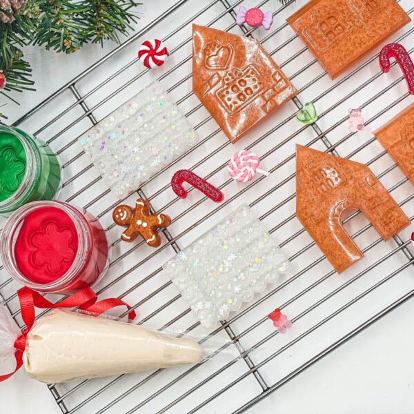 Resin Gingerbread House Kit - Image 2