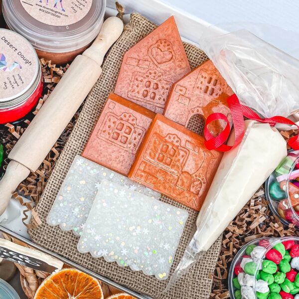 Resin Gingerbread House Kit