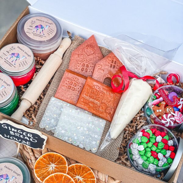 Resin Gingerbread House Kit - Image 5
