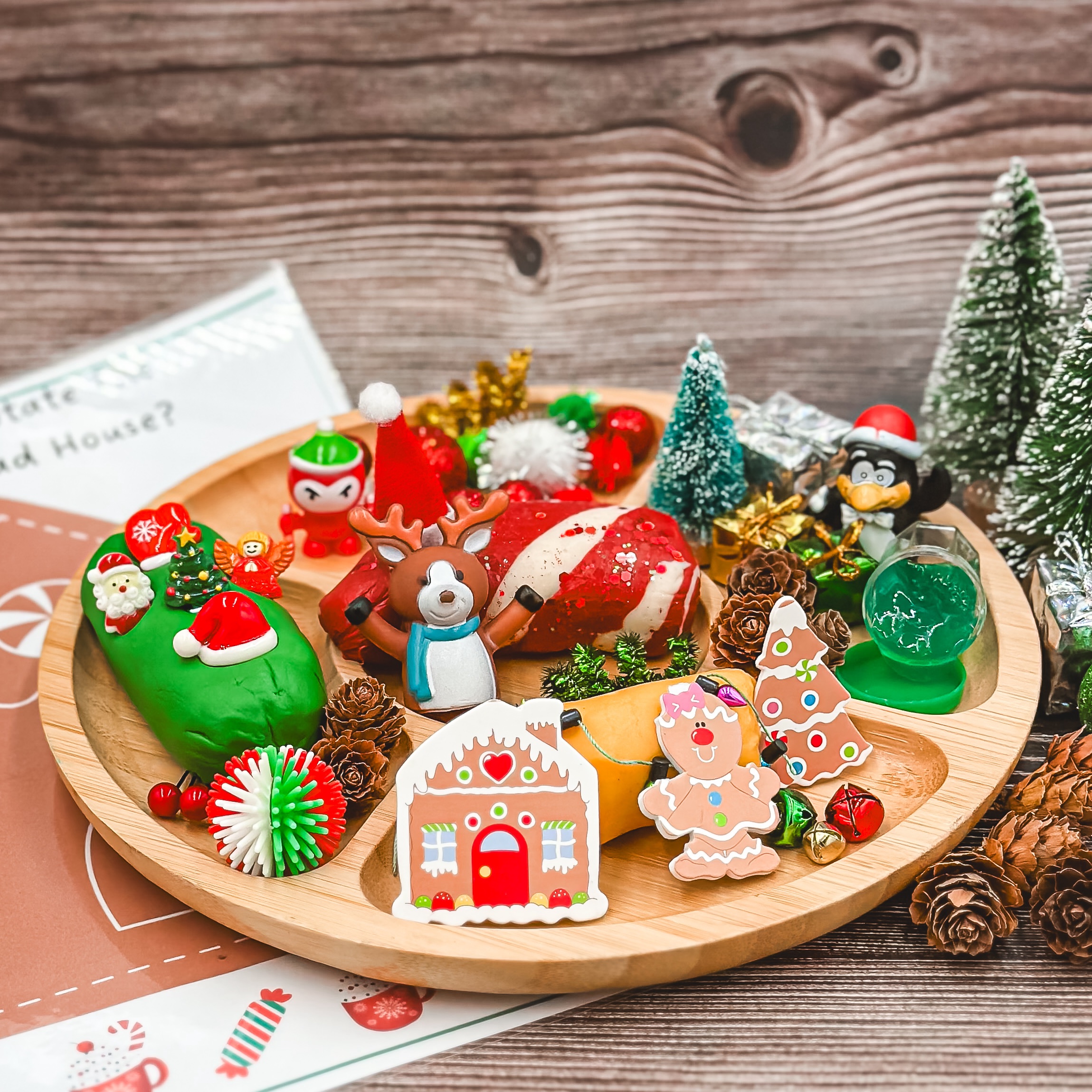 Festive Mid Playdough Kit - Image 4